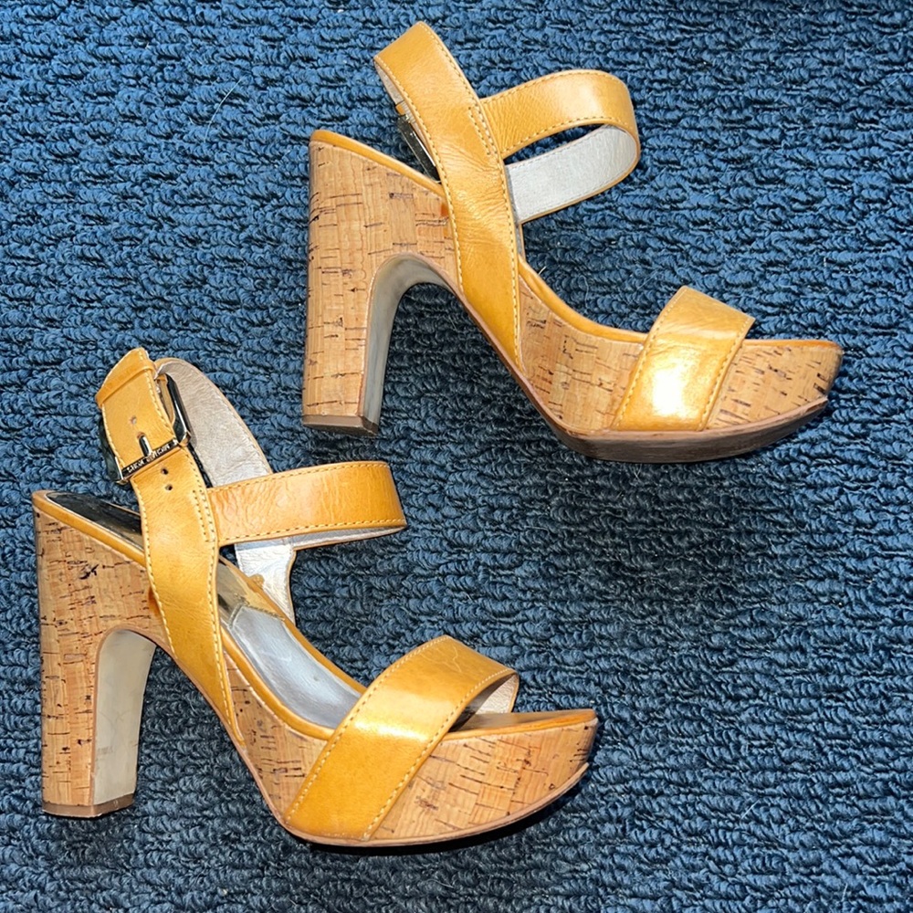 Michael Kors Yellow mustard color Leather Strap Cork Platform Heel Sandals 6.5